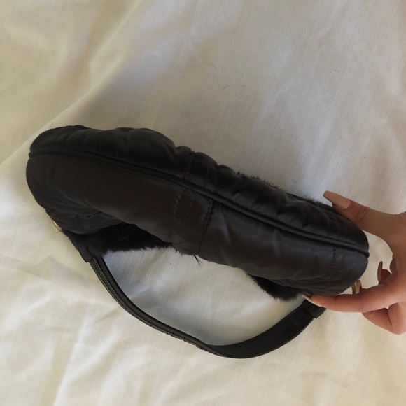 Vintage Brown Coach Handbag with Fur lining - Picture 7 of 10